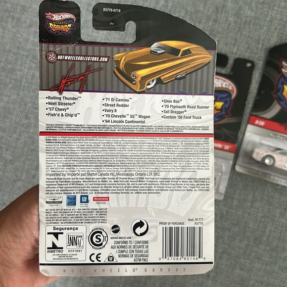 2009 Hot wheels bundle three includes two Wayne’s Garage and one Phil’s Garage - Picture 6 of 10
